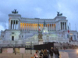 rome-palazzo-venezia