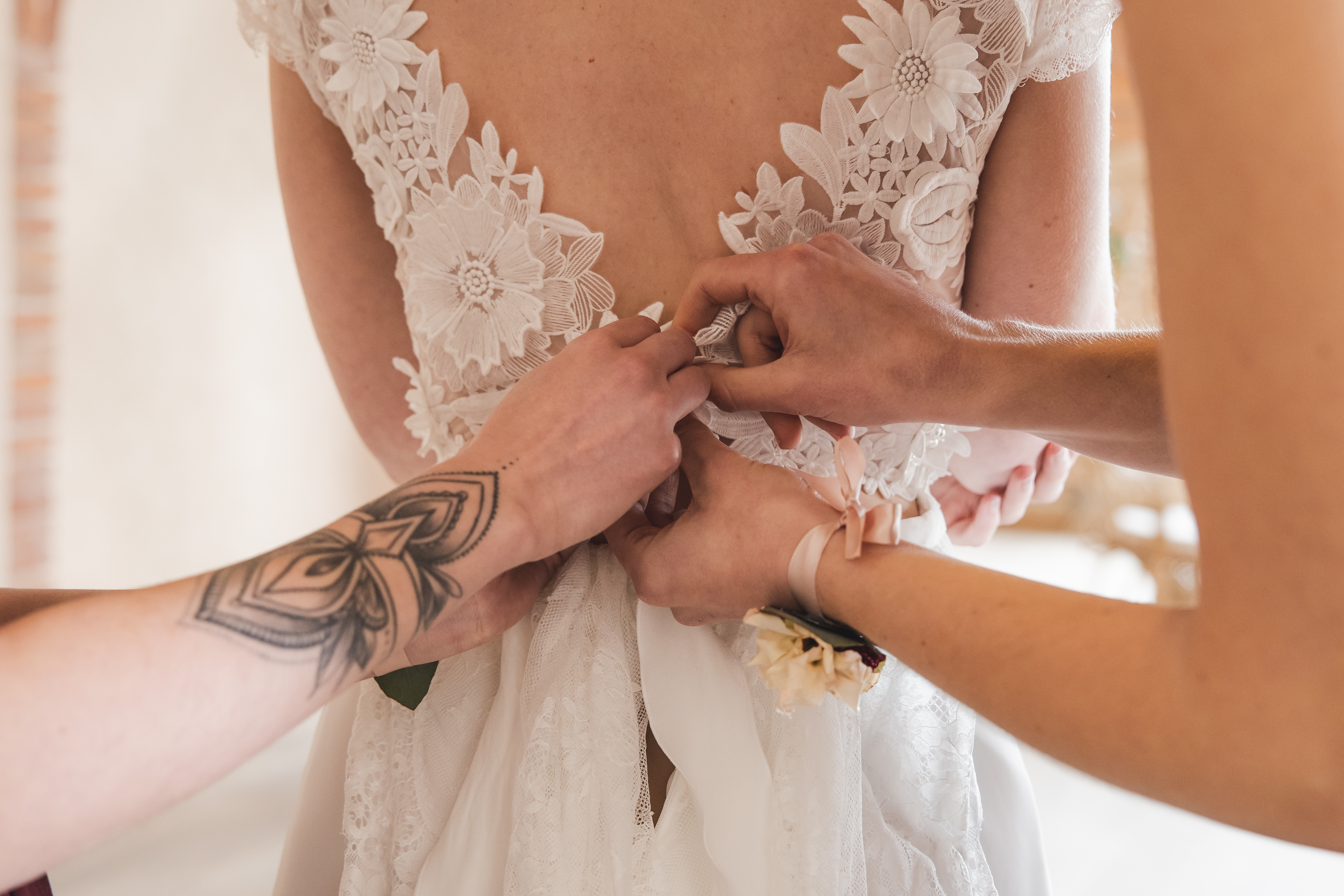 inspiration-mariage-color-block-burgundy