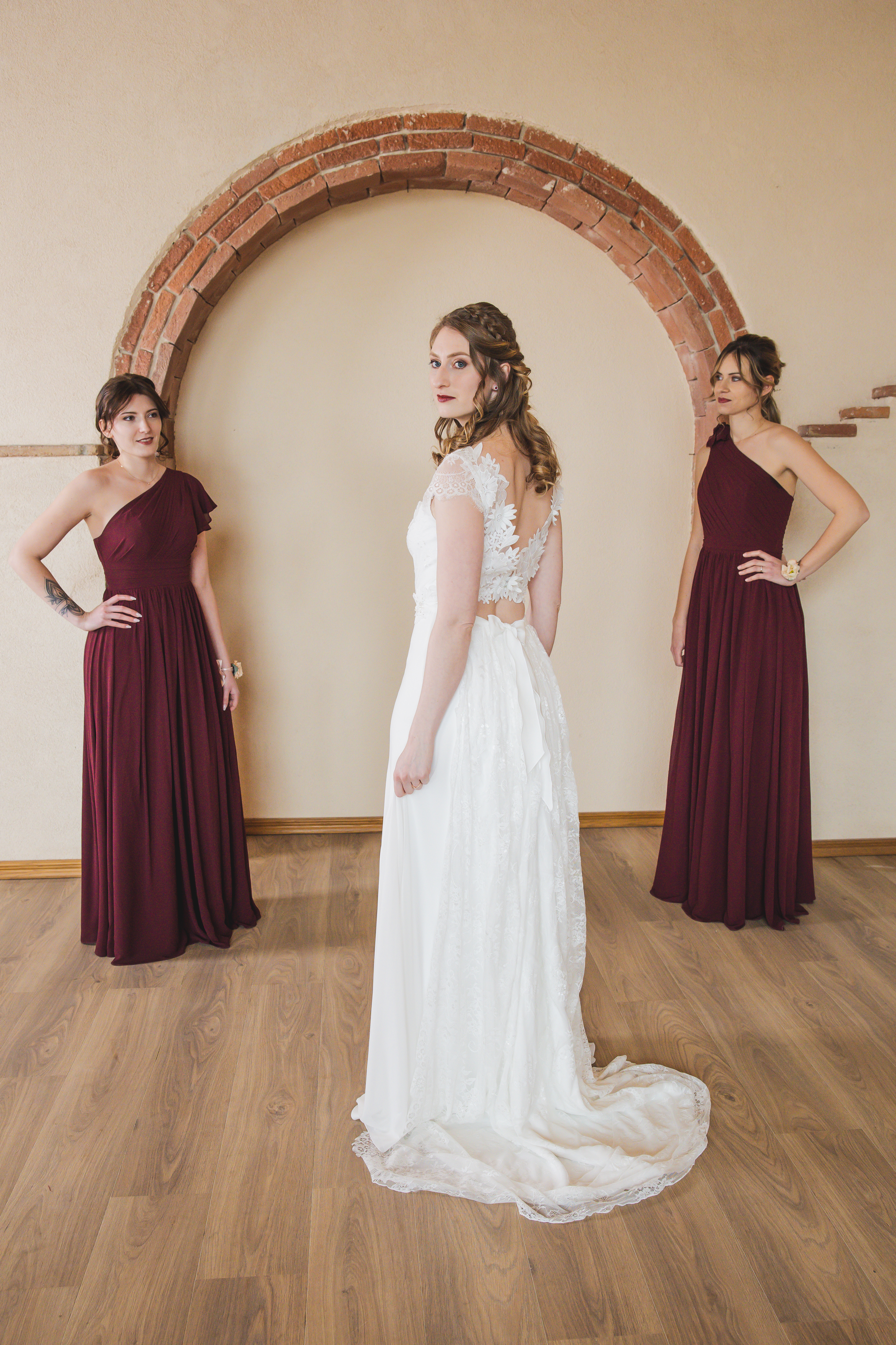 inspiration-mariage-color-block-burgundy